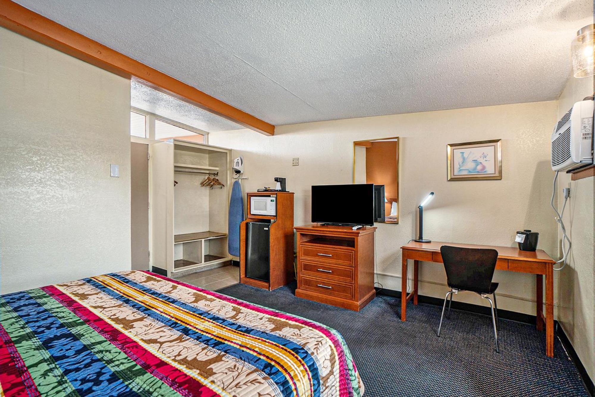 Great Lakes Inn & Suites South Haven Habitación foto